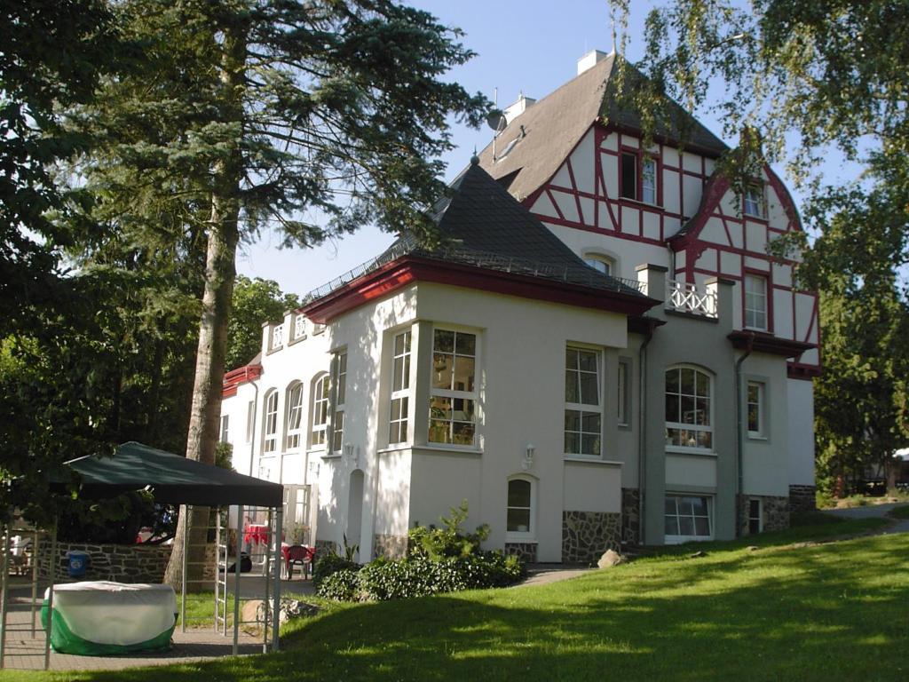 Waldhotel Forsthaus Remstecken Koblenz  Exterior foto